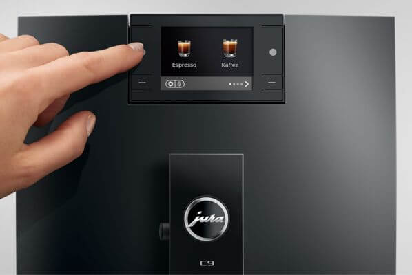 Ekspres do kawy JURA C9 Piano Black ekran