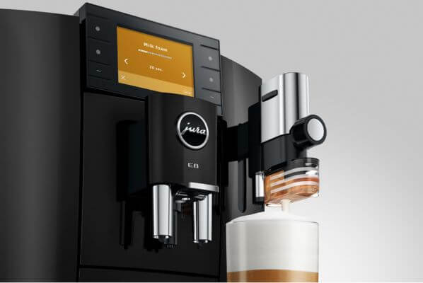 Ekspres do kawy JURA C9 Piano White ekran  Ekspres do kawy JURA E8 ED Piano Black sweet foam